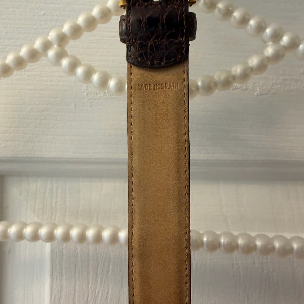 Dior Dark Brown Croc-Embossed Leather Watch Strap with Gold Buckle - Picture 4 of 7